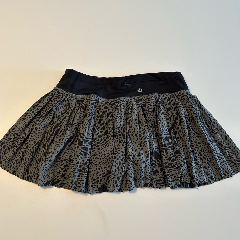 Lululemon Pleat To Street Skirt II, Slate Black, Gray, Pink Skirt, Lined, Sz S - Picture 5 of 11